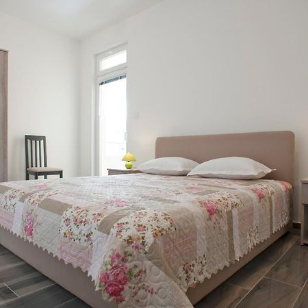 Apartmani Agape Petrovac Bagian luar foto