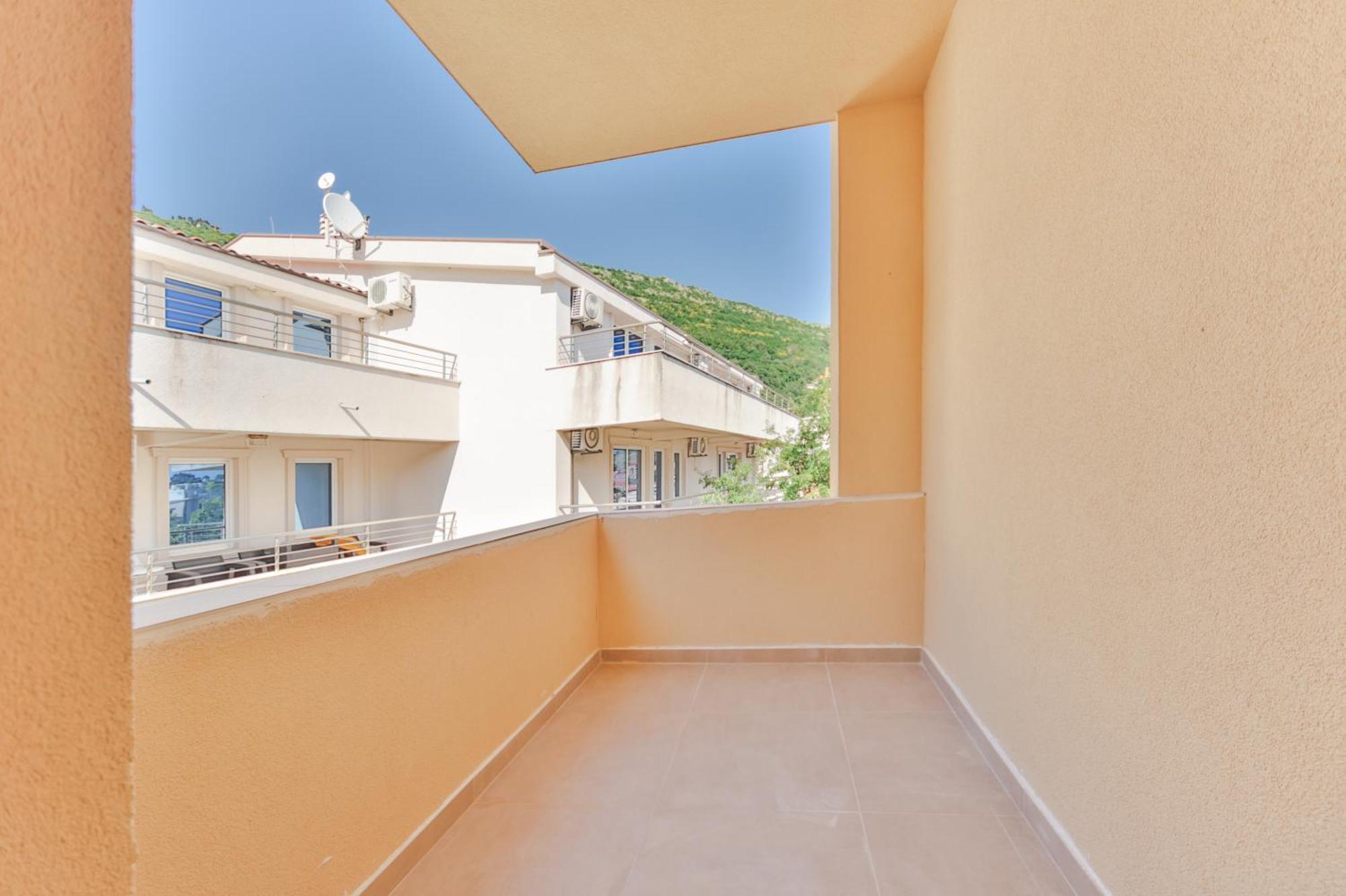 Apartmani Agape Petrovac Bagian luar foto