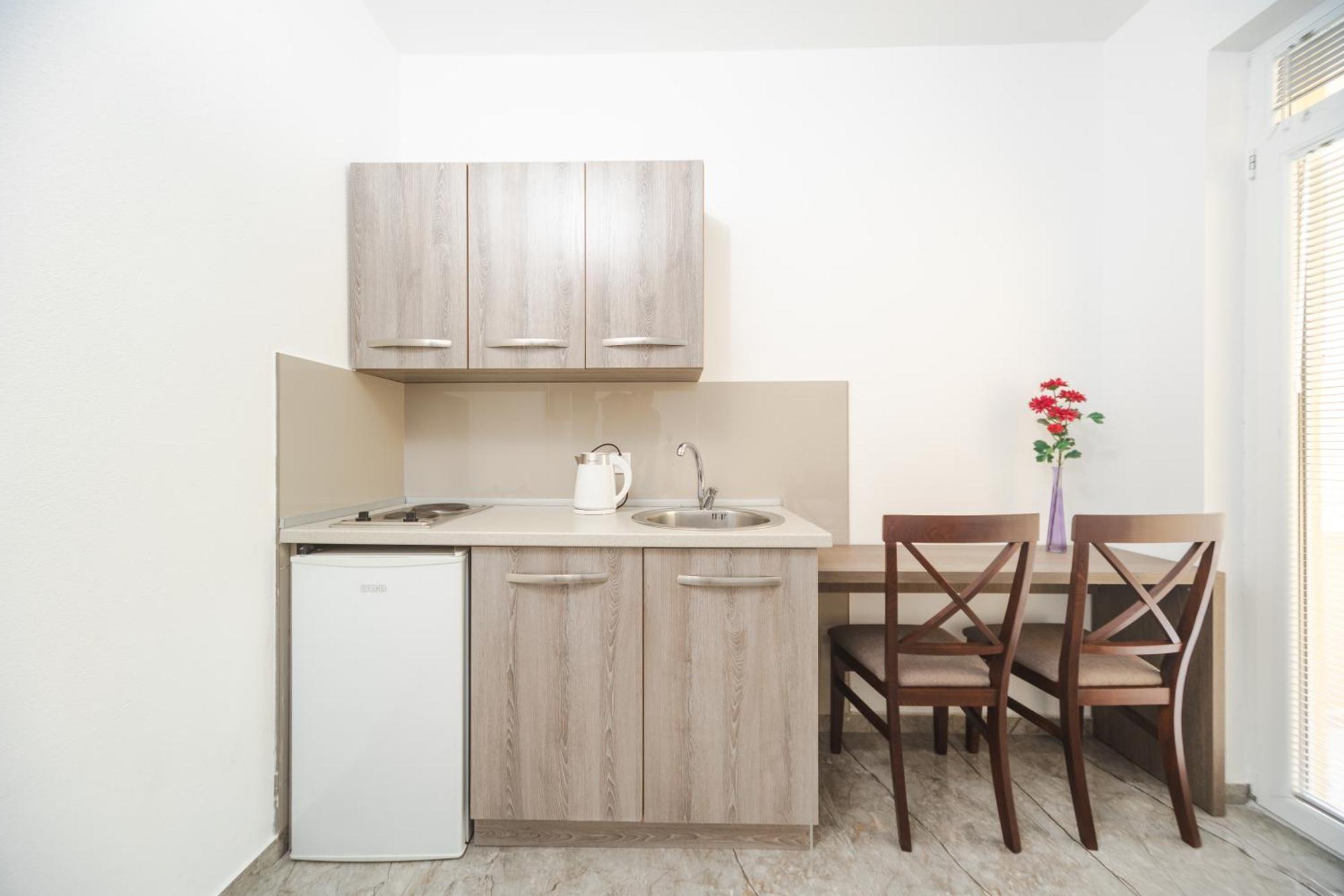 Apartmani Agape Petrovac Bagian luar foto
