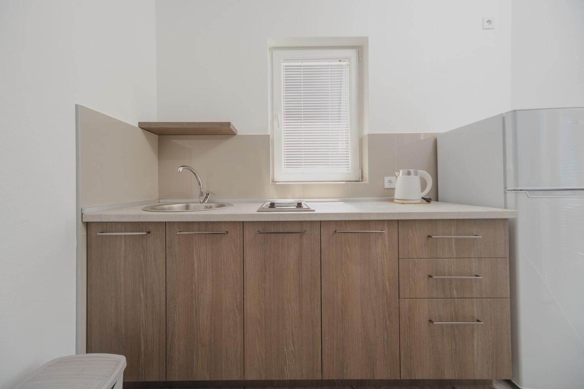 Apartmani Agape Petrovac Bagian luar foto