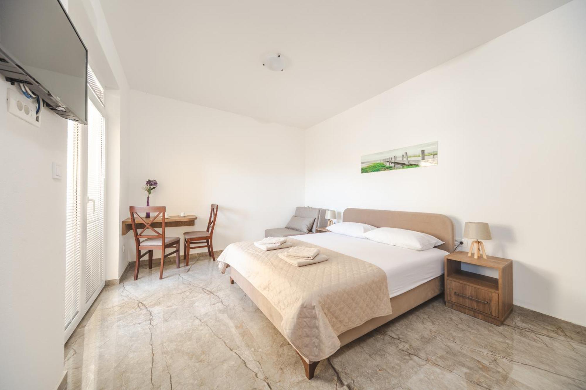 Apartmani Agape Petrovac Bagian luar foto