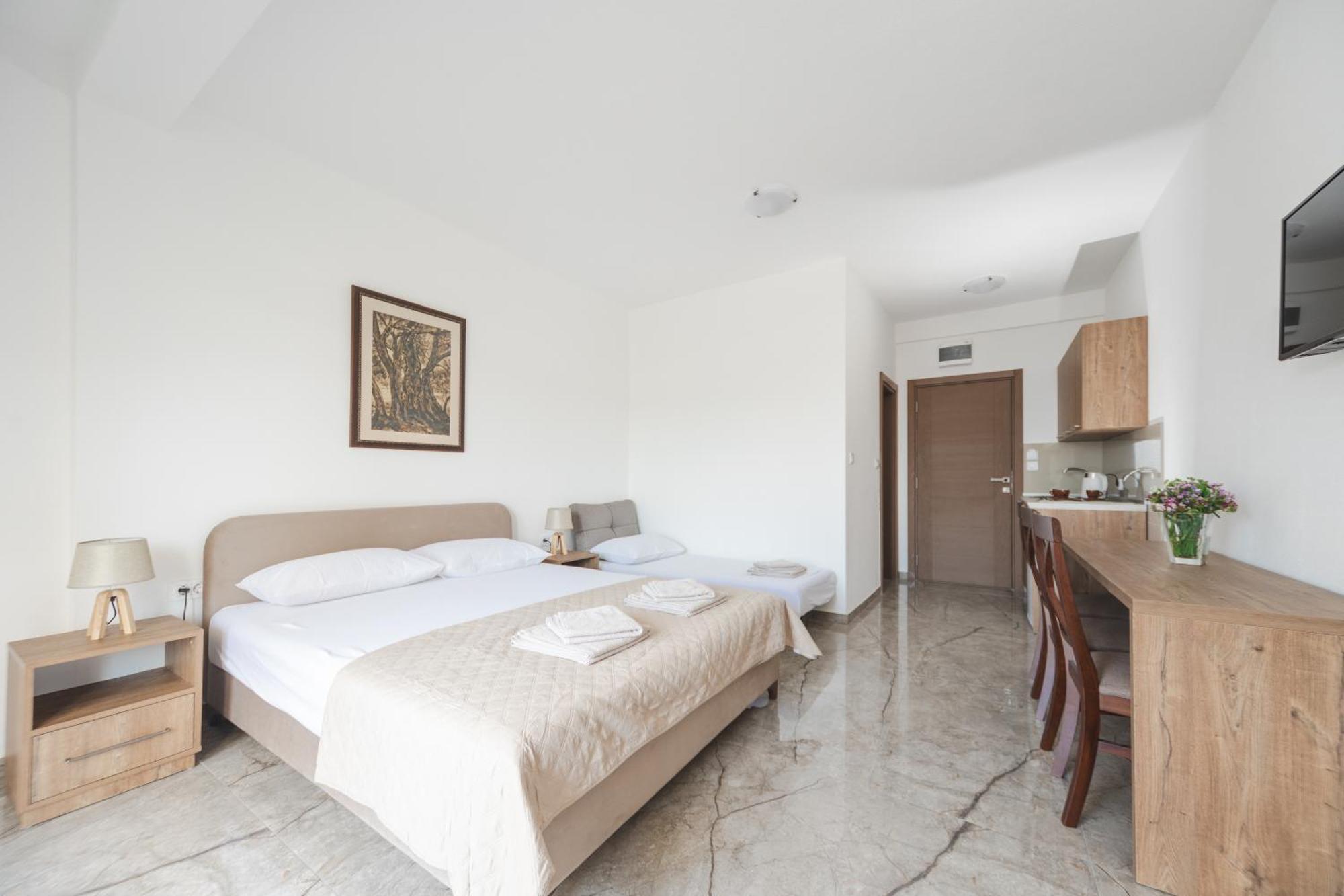 Apartmani Agape Petrovac Bagian luar foto